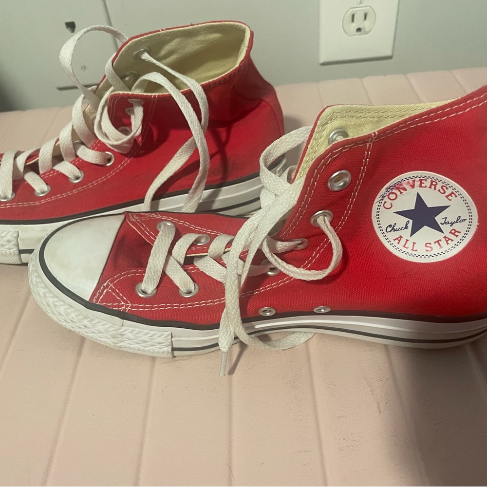 Converse, red, new worn